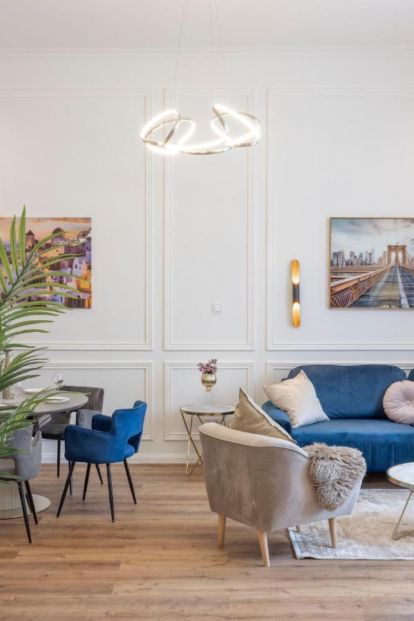 Luxurious Central Grand Home W/ 3Bedrm 2Bathrm Budapest Luaran gambar