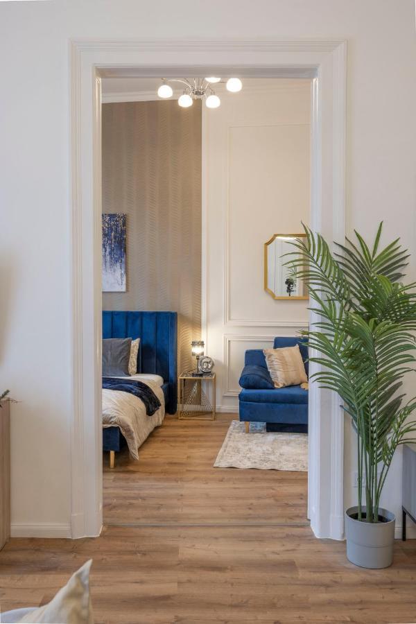 Luxurious Central Grand Home W/ 3Bedrm 2Bathrm Budapest Luaran gambar