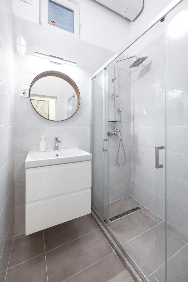 Luxurious Central Grand Home W/ 3Bedrm 2Bathrm Budapest Luaran gambar